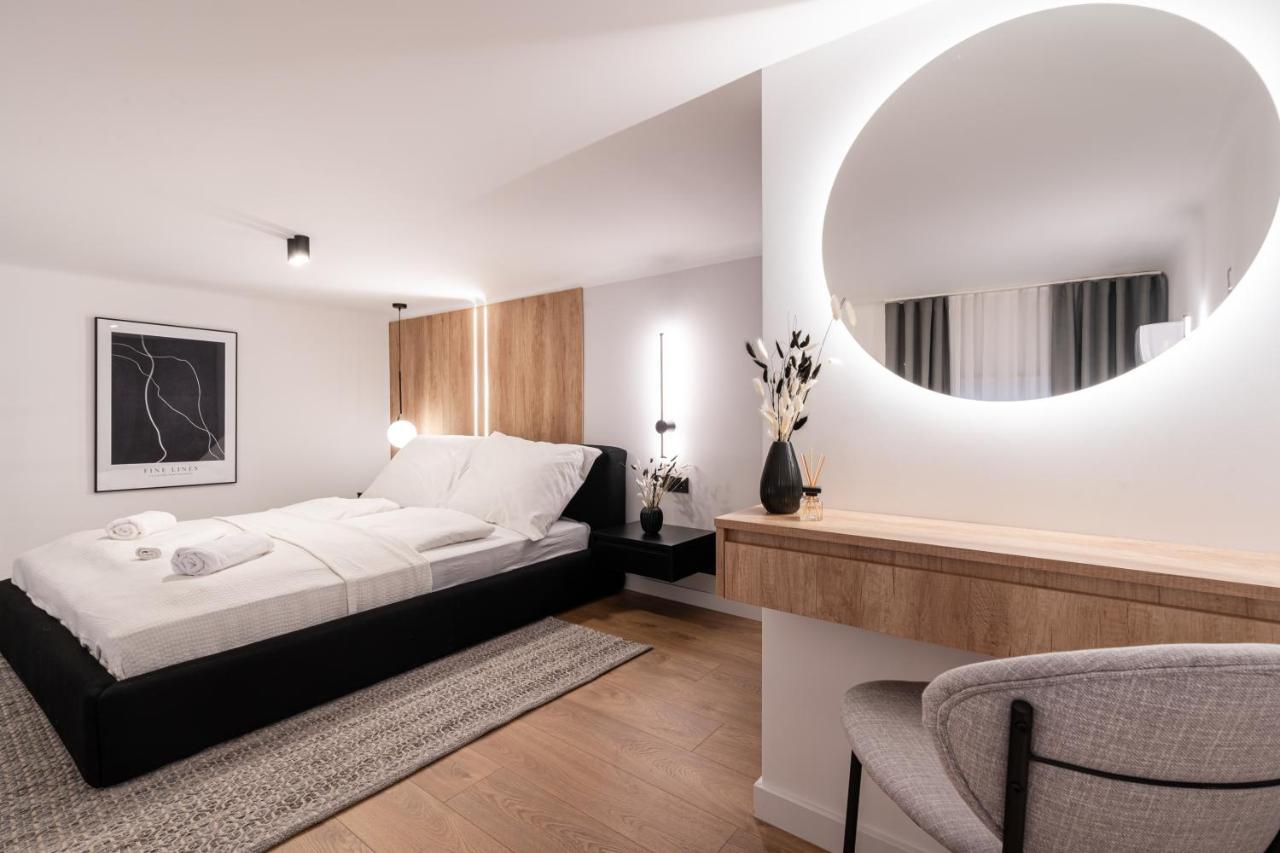 E56 - Grand Boulevard Heritage Residence - Best Location By Bqa Budapest Exterior photo