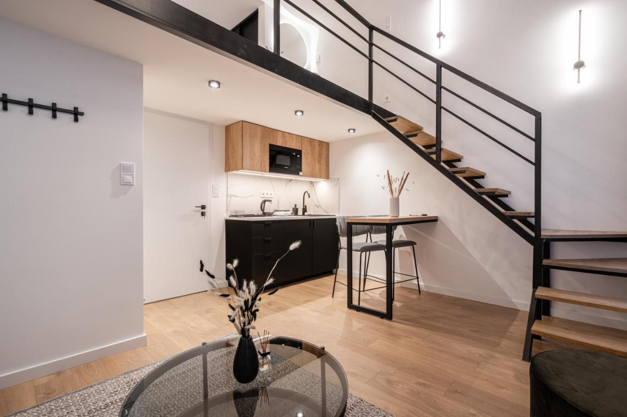 E56 - Grand Boulevard Heritage Residence - Best Location By Bqa Budapest Exterior photo