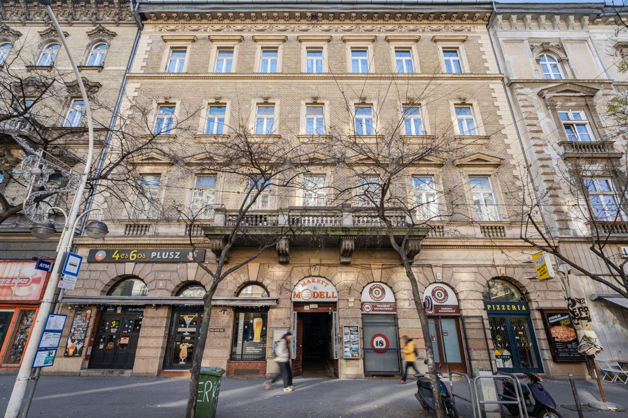 E56 - Grand Boulevard Heritage Residence - Best Location By Bqa Budapest Exterior photo